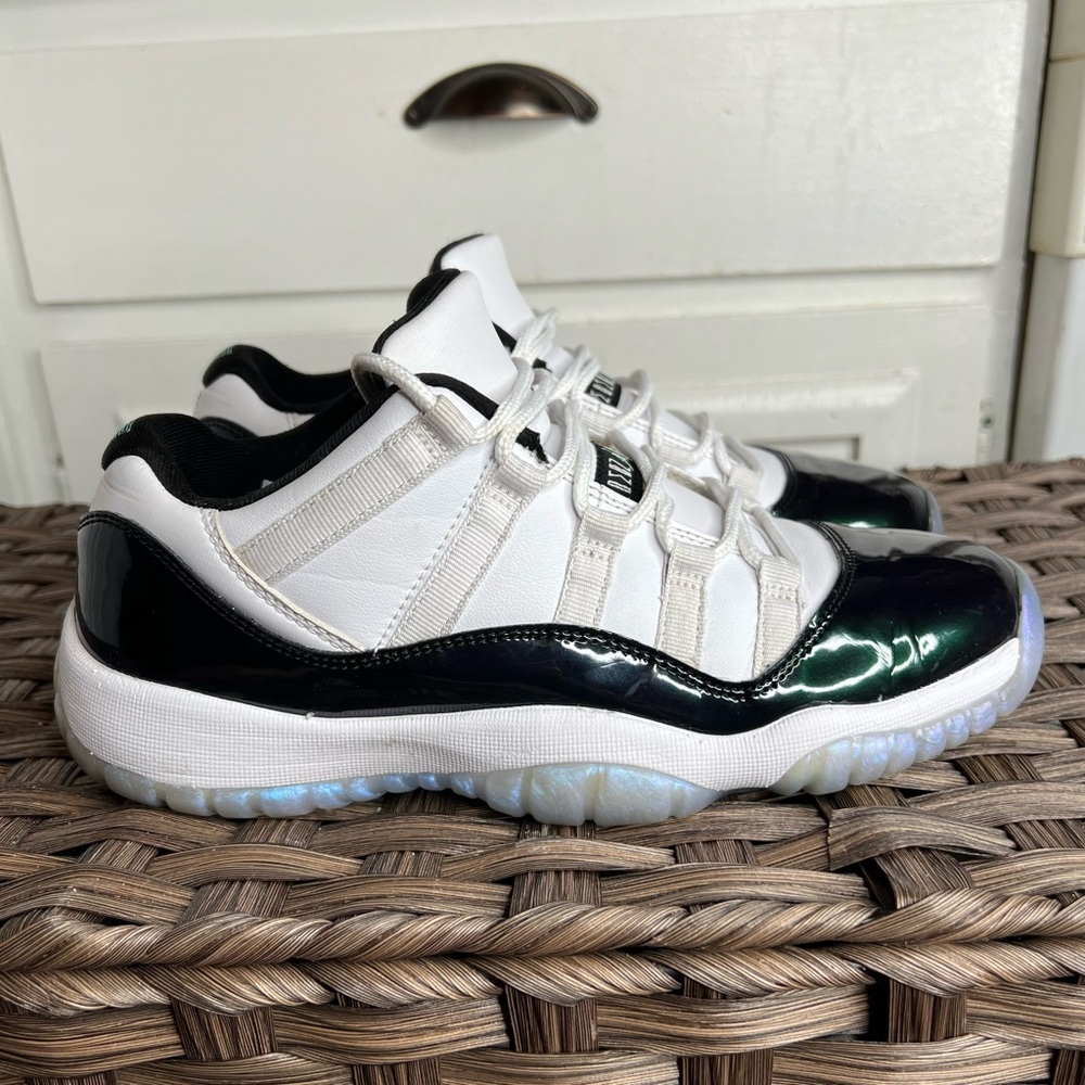 Size 7Y Jordan 11 Low Emer Easter